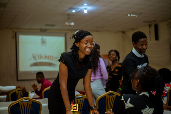 Volunteers working together